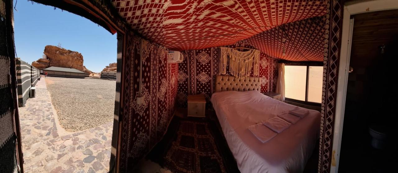 Obeid'S Bedouin Life Camp Hotel Wadi Rum Bagian luar foto