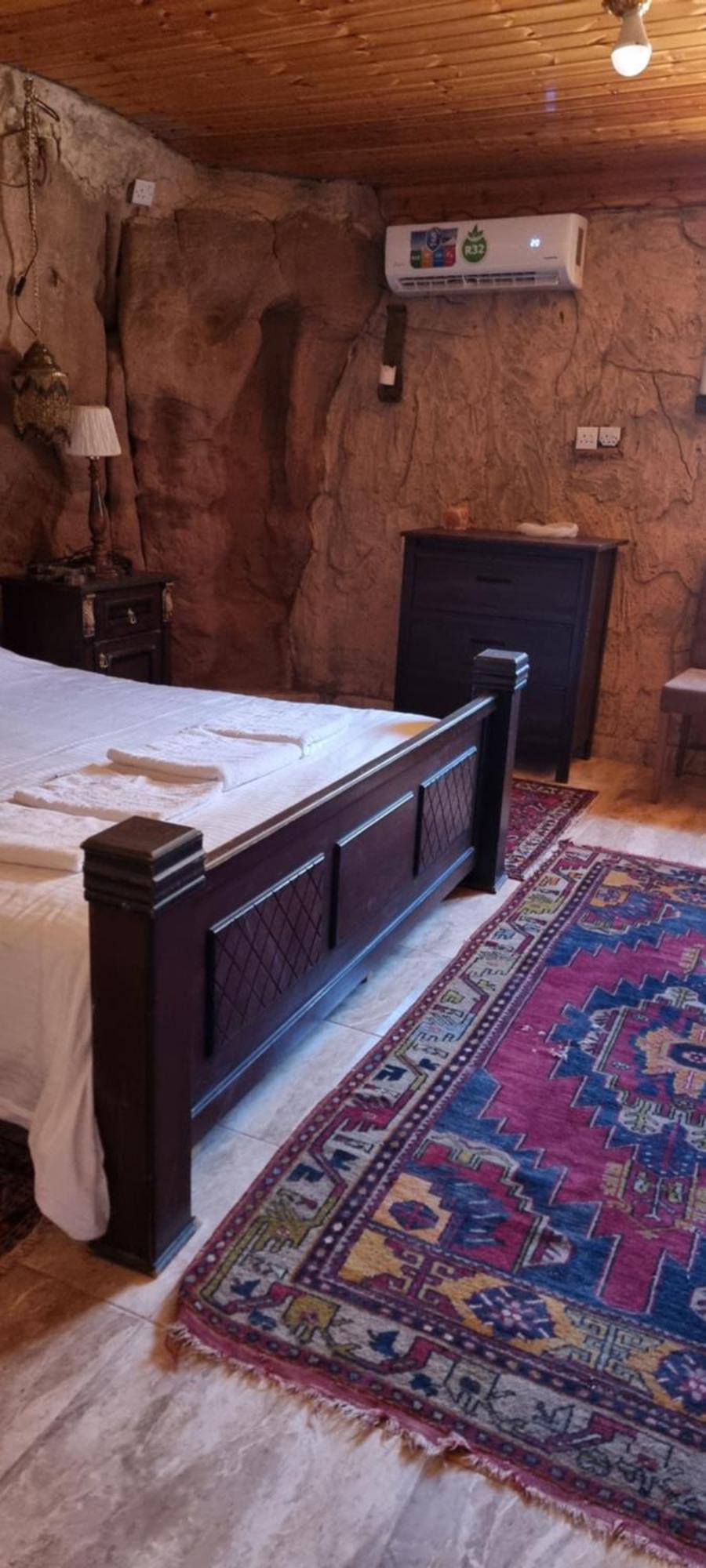 Obeid'S Bedouin Life Camp Hotel Wadi Rum Bagian luar foto