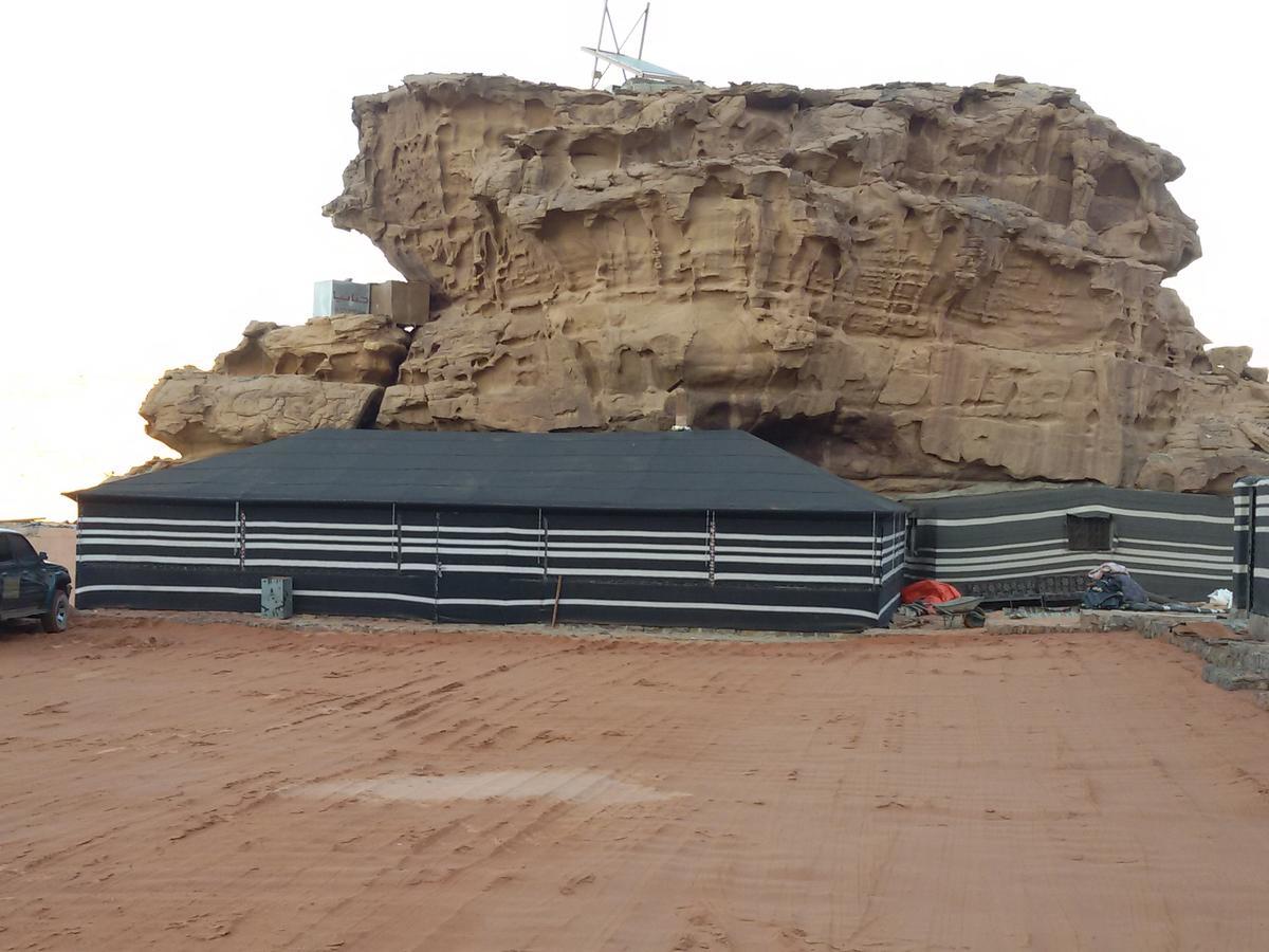 Obeid'S Bedouin Life Camp Hotel Wadi Rum Bagian luar foto