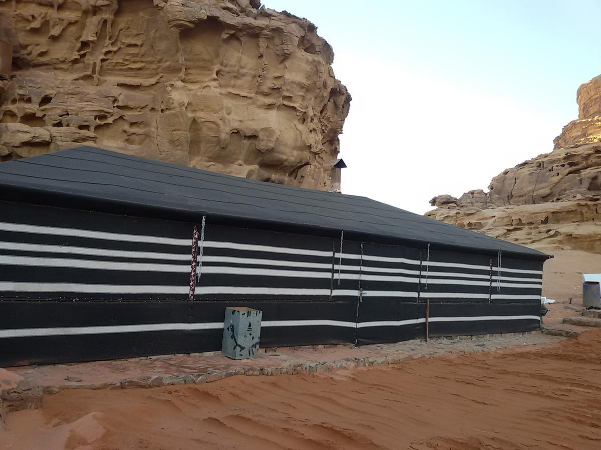 Obeid'S Bedouin Life Camp Hotel Wadi Rum Bagian luar foto