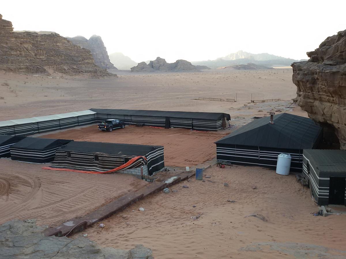 Obeid'S Bedouin Life Camp Hotel Wadi Rum Bagian luar foto