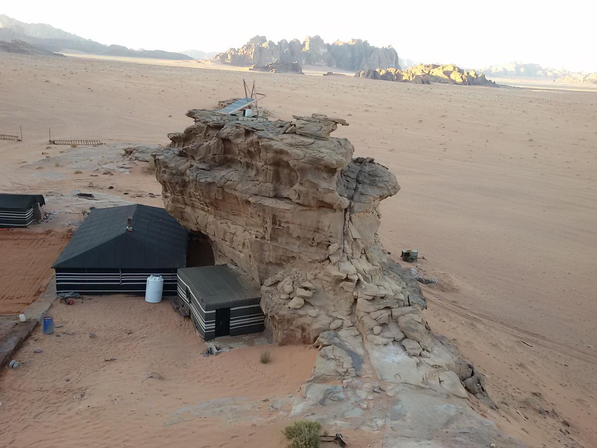 Obeid'S Bedouin Life Camp Hotel Wadi Rum Bagian luar foto