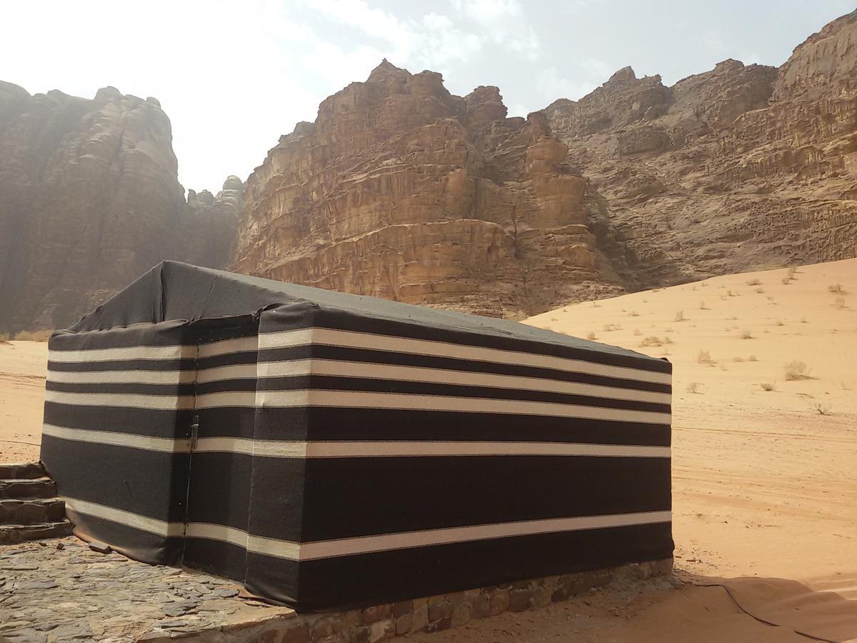 Obeid'S Bedouin Life Camp Hotel Wadi Rum Bagian luar foto