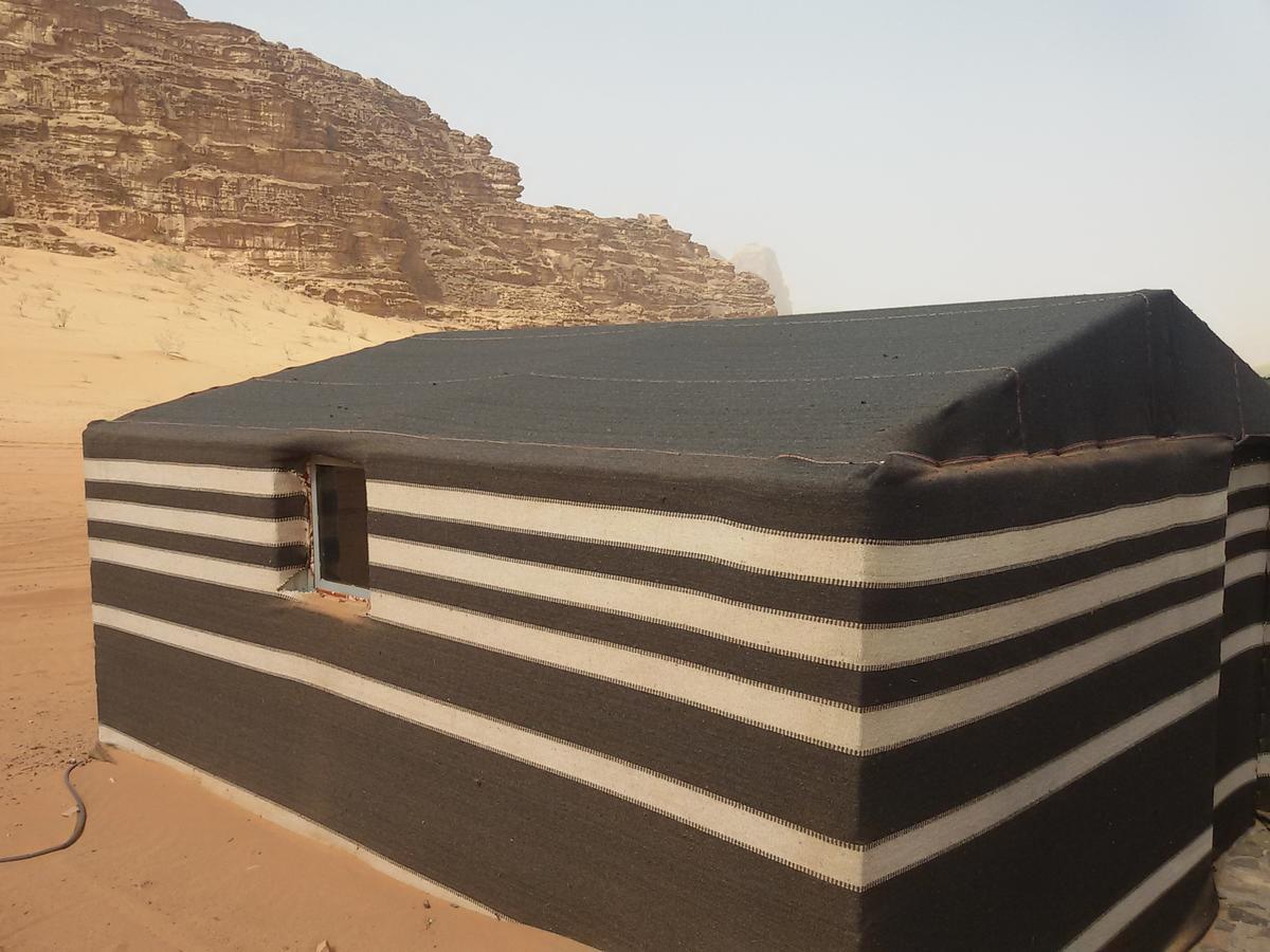 Obeid'S Bedouin Life Camp Hotel Wadi Rum Bagian luar foto