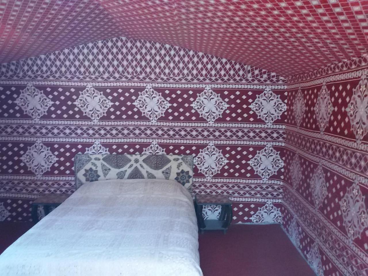 Obeid'S Bedouin Life Camp Hotel Wadi Rum Bagian luar foto
