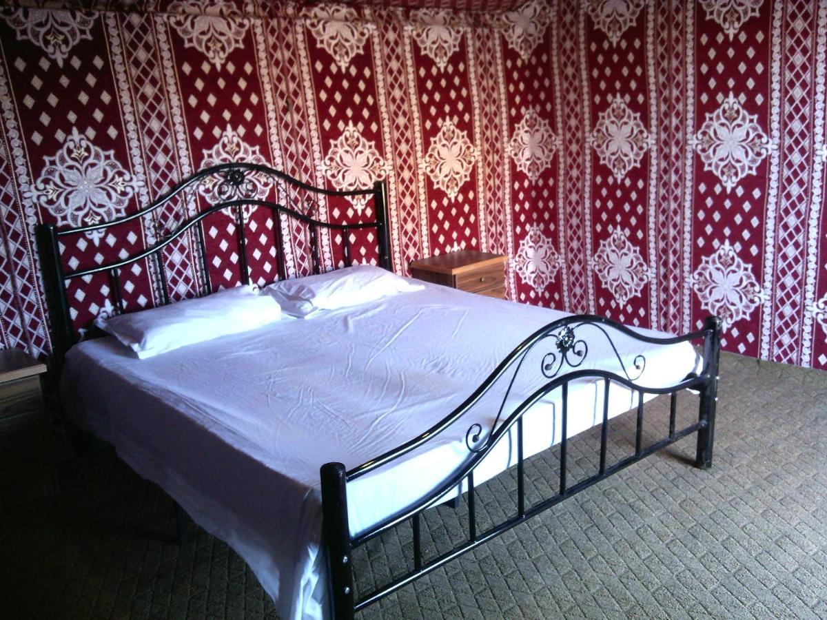 Obeid'S Bedouin Life Camp Hotel Wadi Rum Bagian luar foto